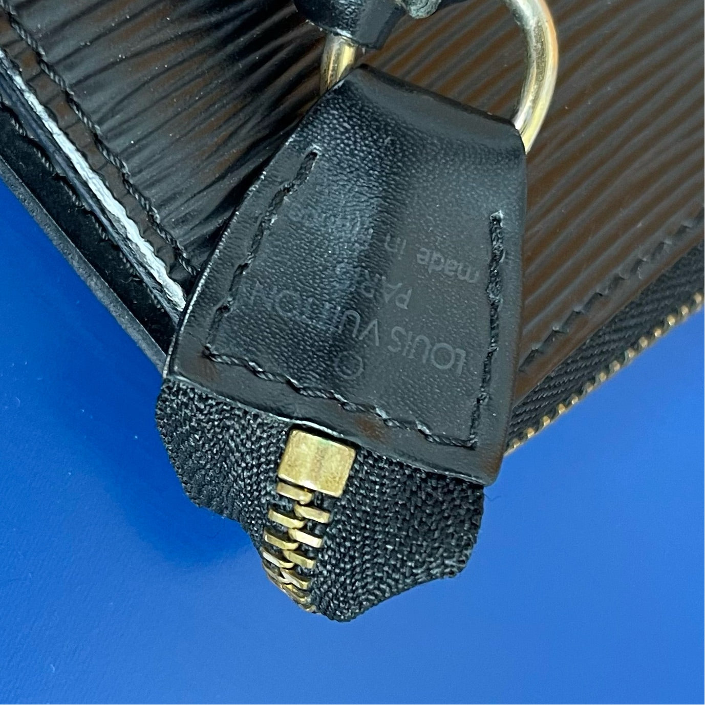 Louis Vuitton Epi Pochette