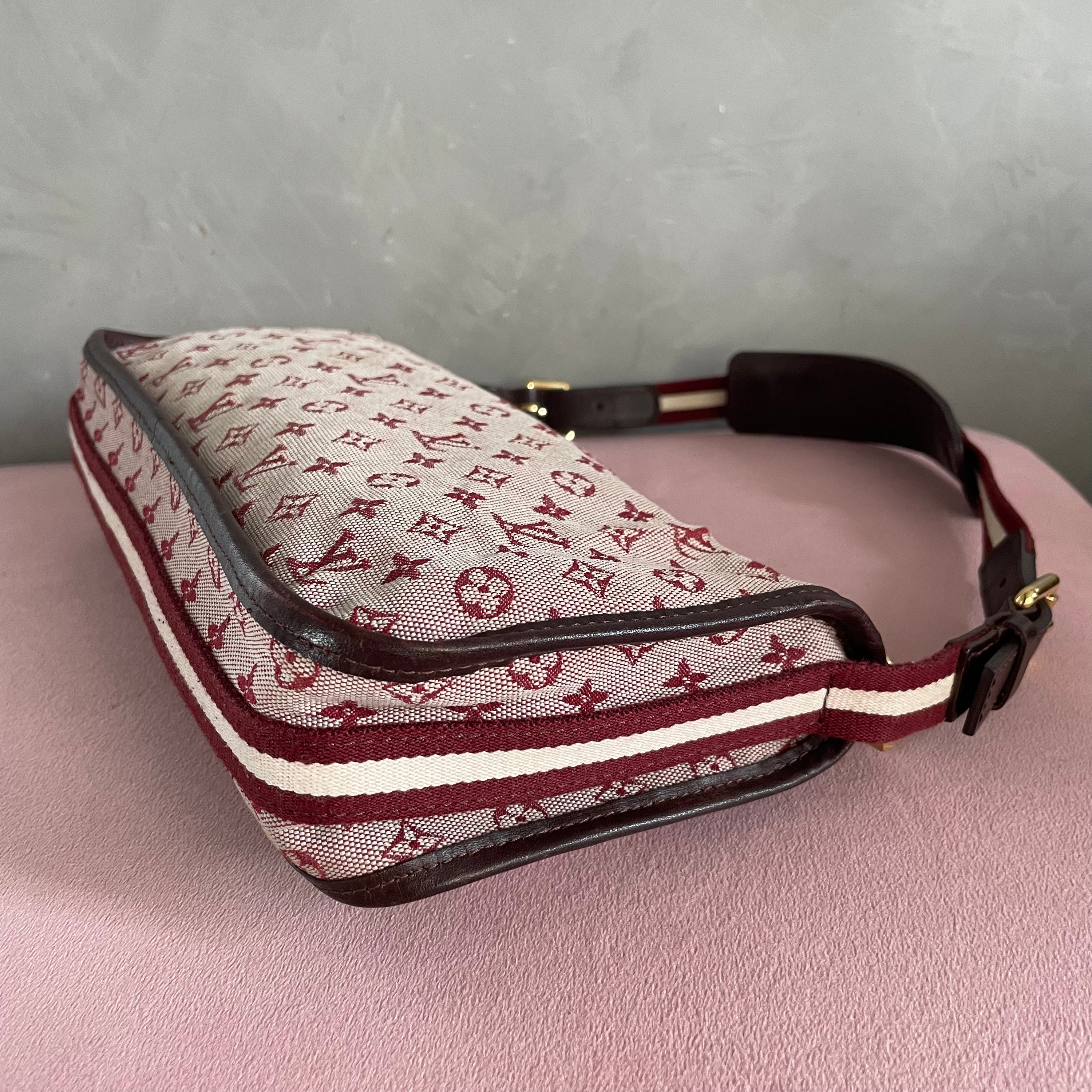 Louis Vuitton Idylle Pochette Bag