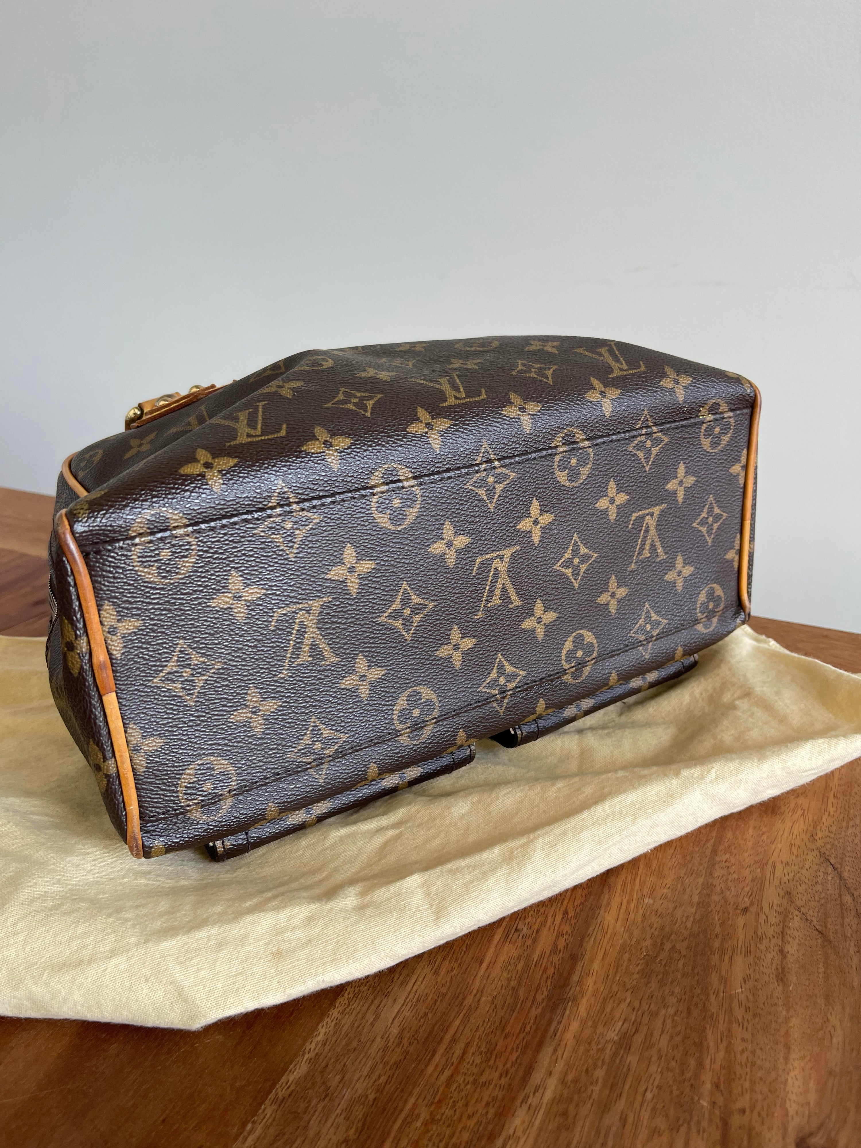 Louis Vuitton Manhattan PM