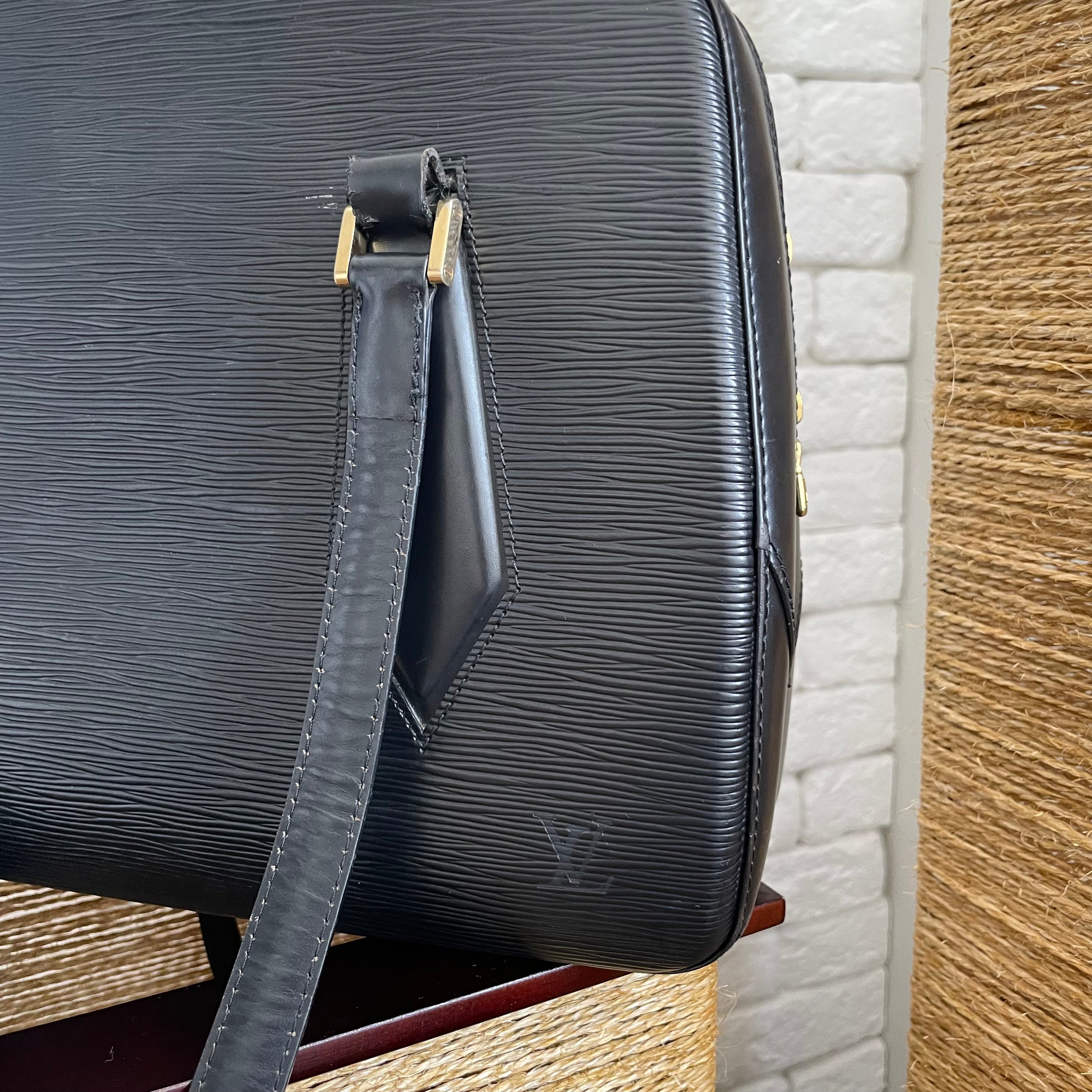 Louis Vuitton Tan Epi Leather Shoulder Bag
